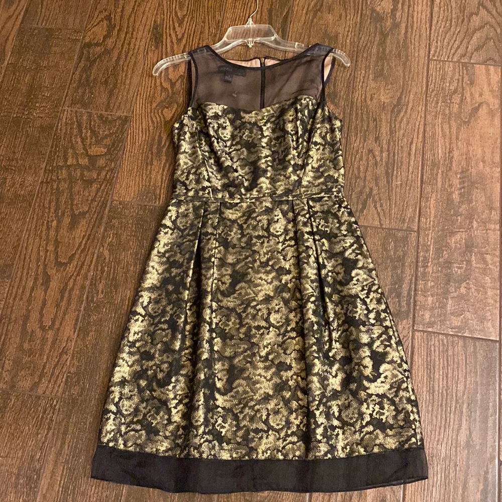 Donna Rocco cocktail dress in black and gold